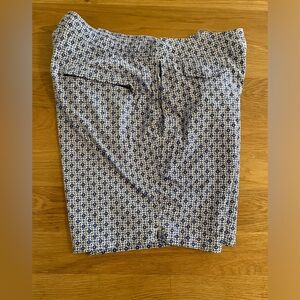 J Crew - Blue & White Floral Swim Trunks - 35W - Lining Inside - 4 Pockets